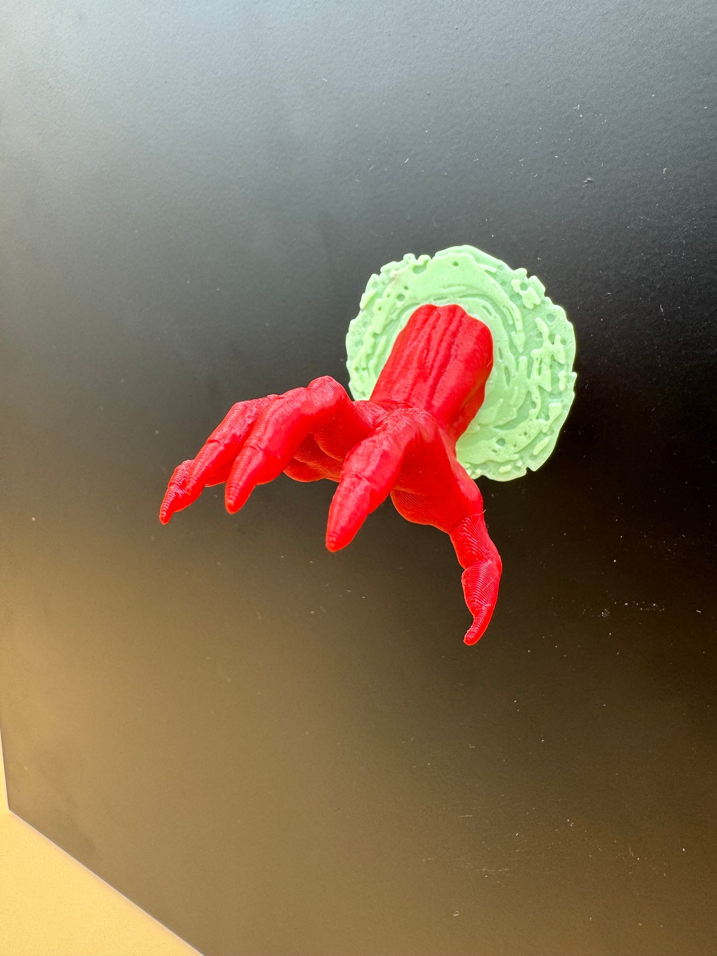 Creepy Hand glow ledge for jumping spiders and invertebrates *Built In Magnet*