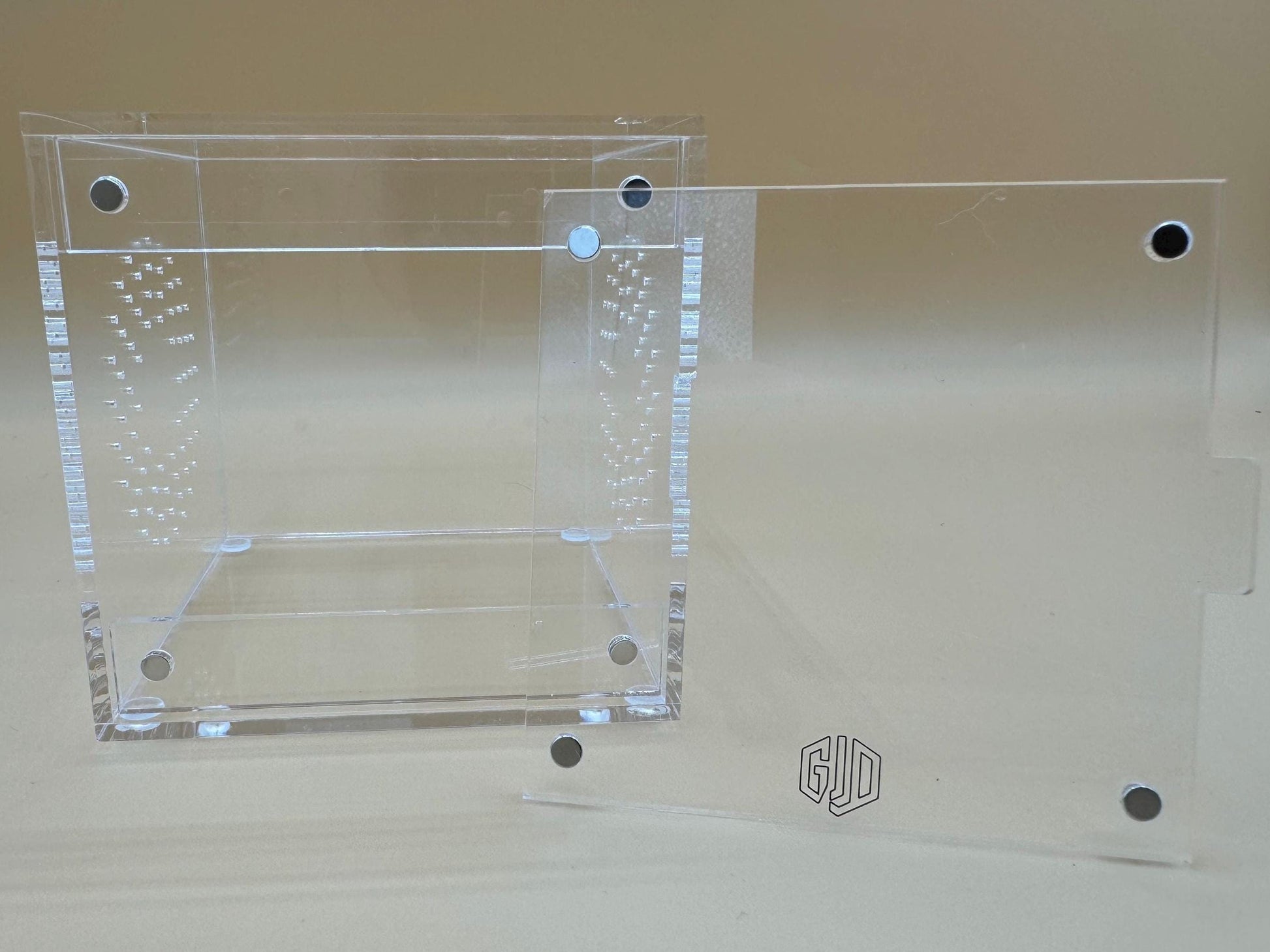4x4x4” “Spood Cube” jumping spider enclosure