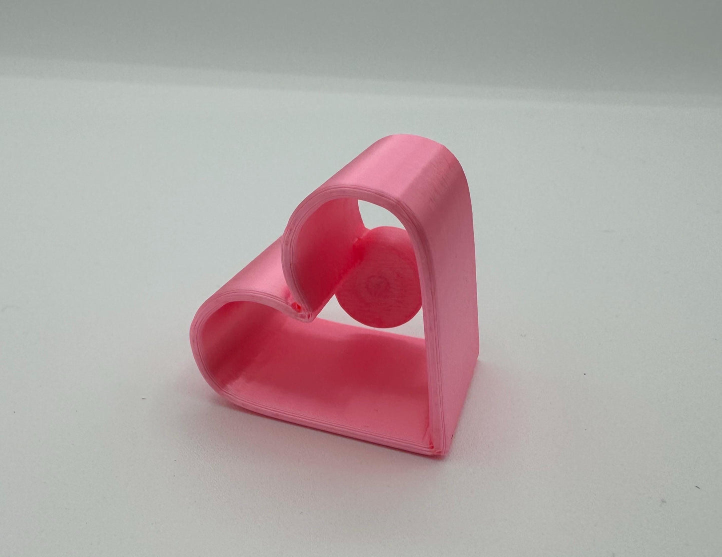Thin walled Magnetic Heart Jumping Spider Hide *Built In Magnet*