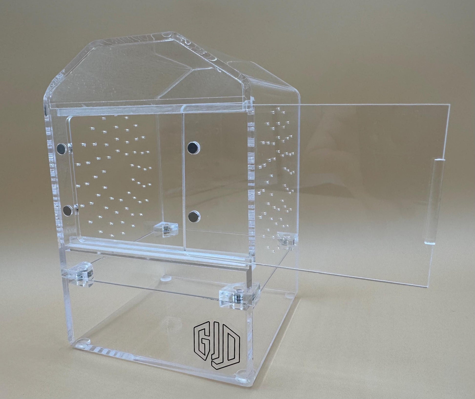 4x4x6” “small spood barn” jumping spider enclosure