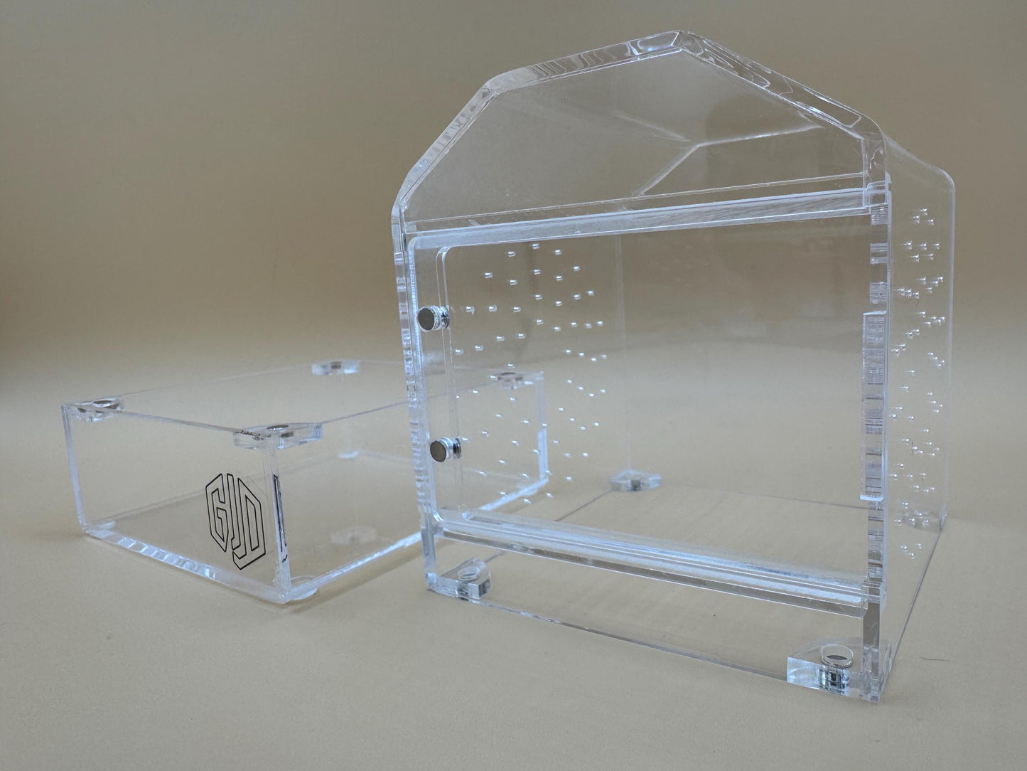 4x4x6” “small spood barn” jumping spider enclosure