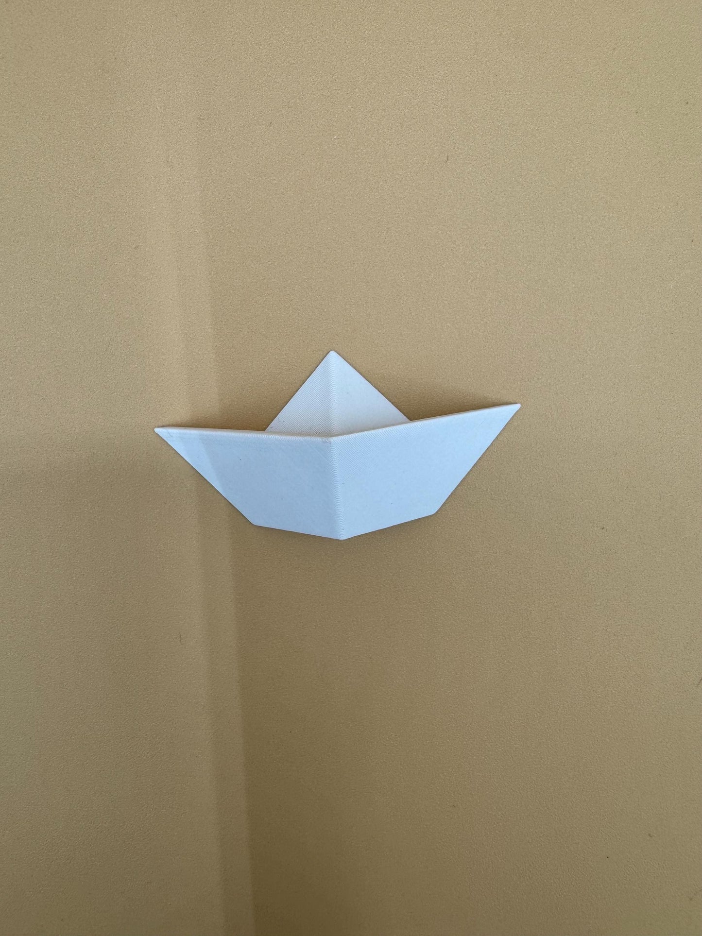 Magnetic paper boat ledge *Built In Magnet*