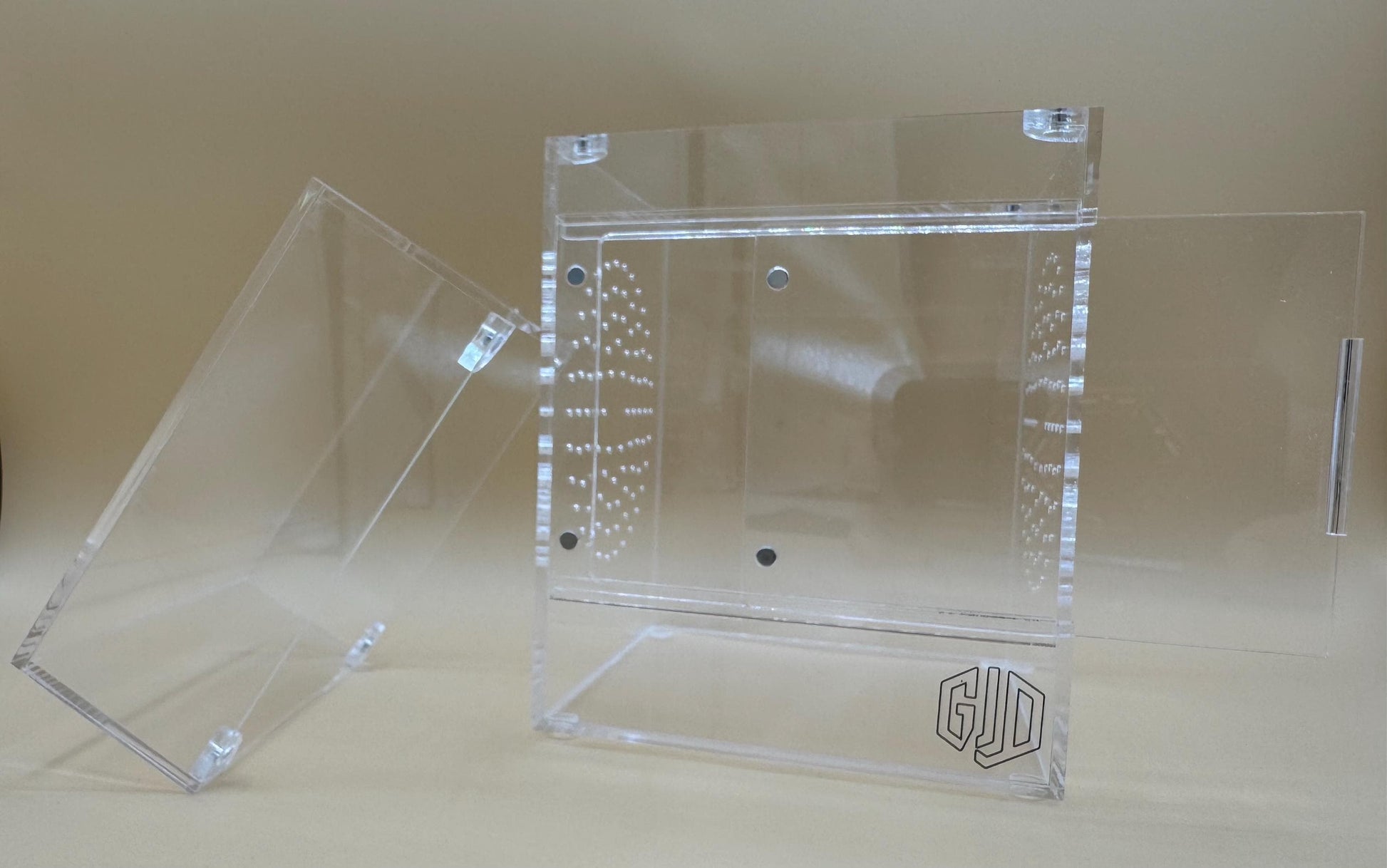 5x5x8” “Brick-Top” jumping spider enclosure