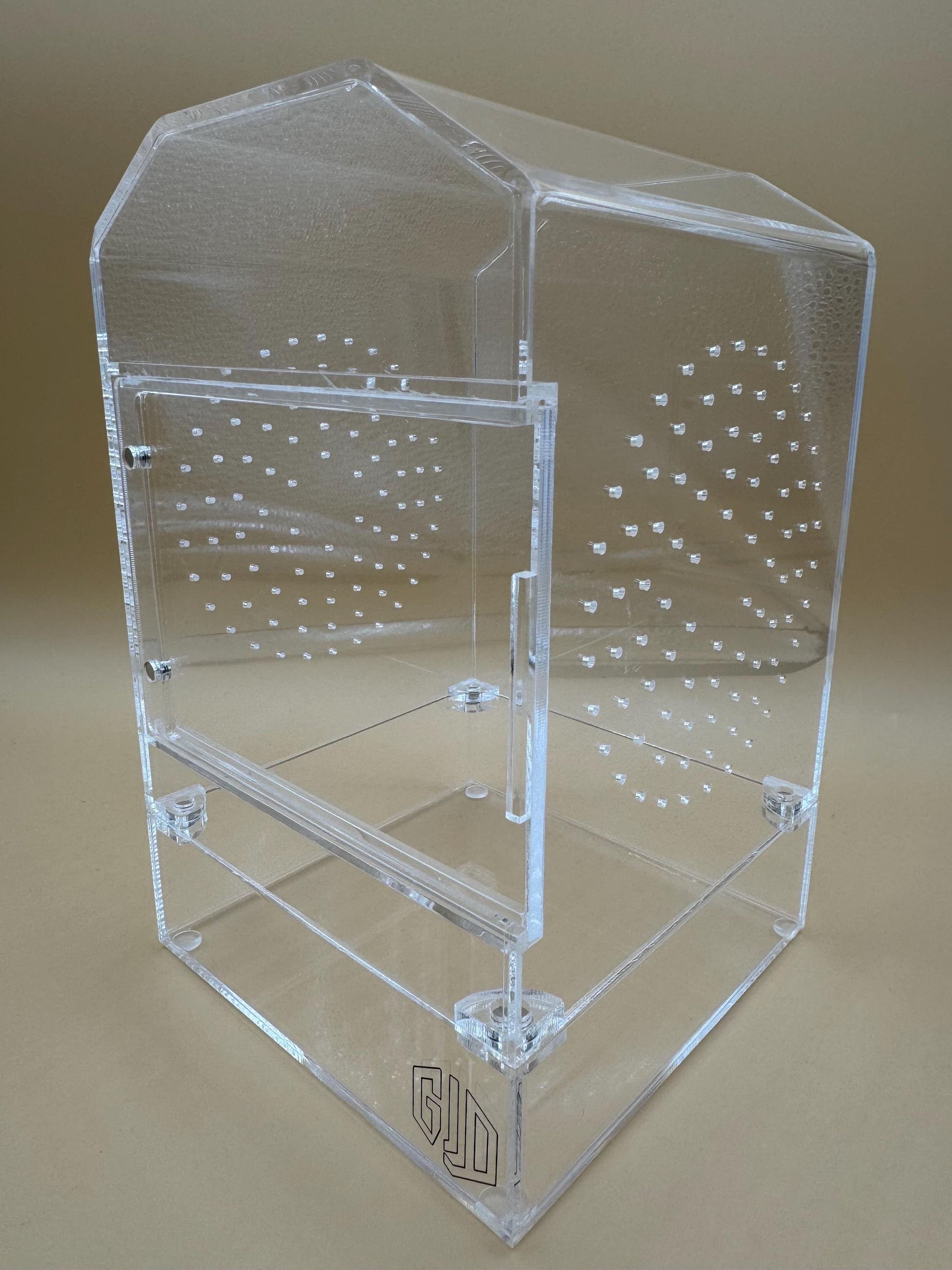 5x5x8” “Big Spood Barn” jumping spider enclosure