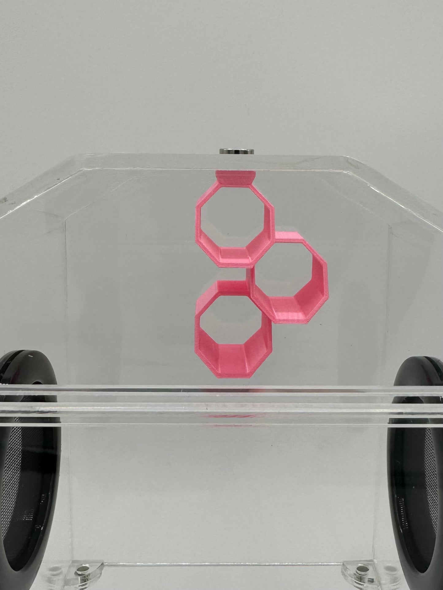 “Triple-Hex Magnetic Jumping Spider Hide