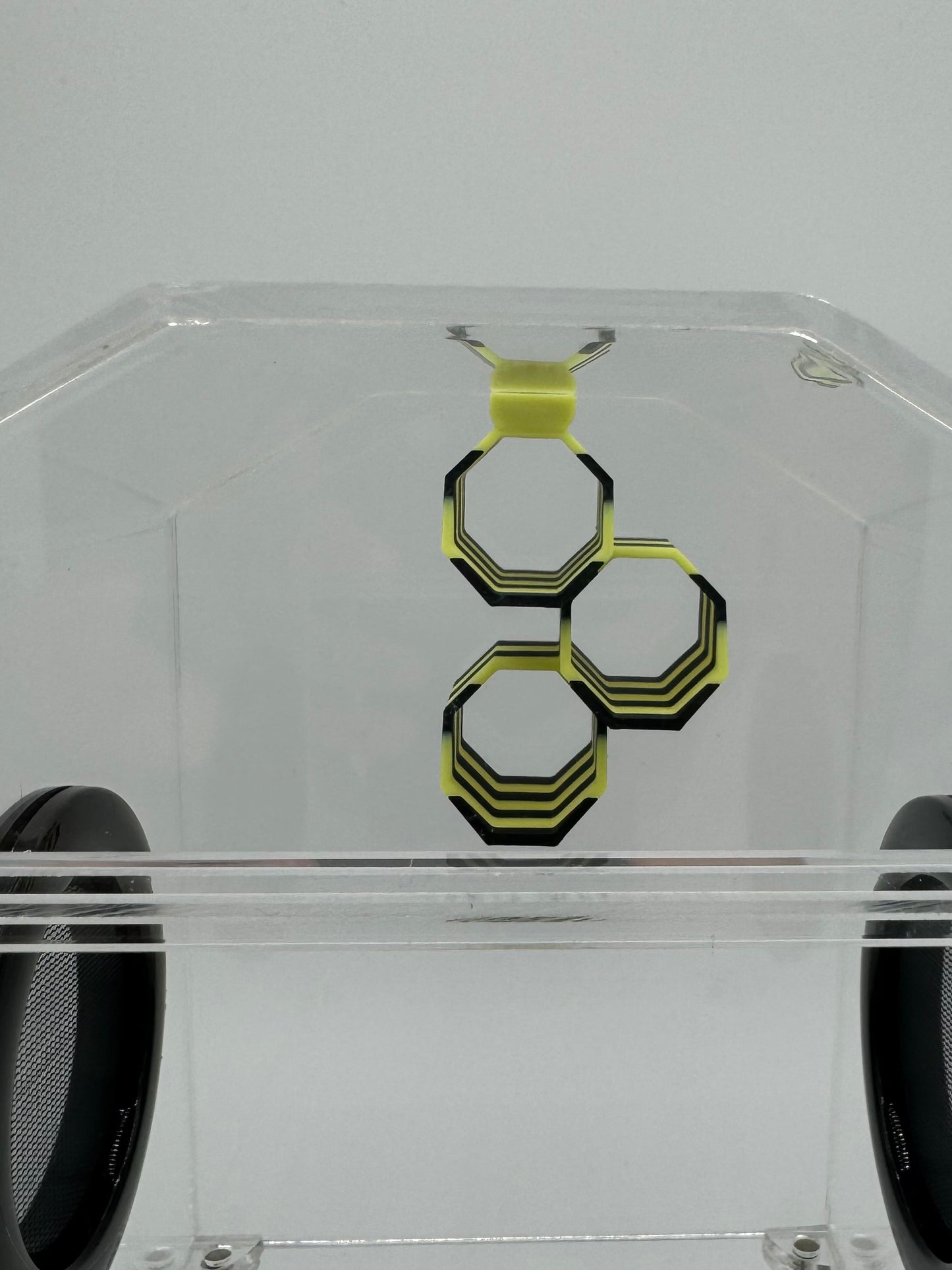 “Triple-Hex Magnetic Jumping Spider Hide