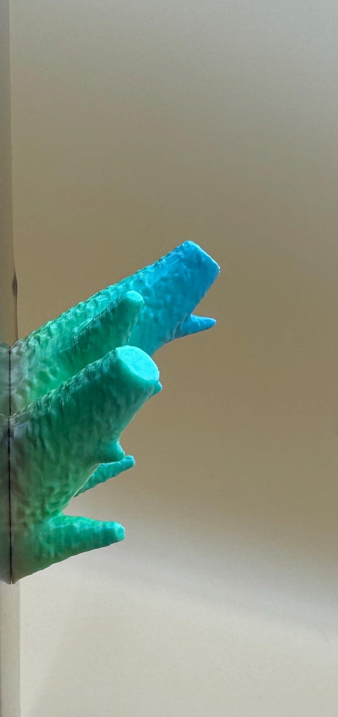 Coral ledge for jumping spiders and invertebrates *Built In Magnet*