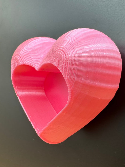 Magnetic Heart Jumping Spider Hide *Built In Magnet*