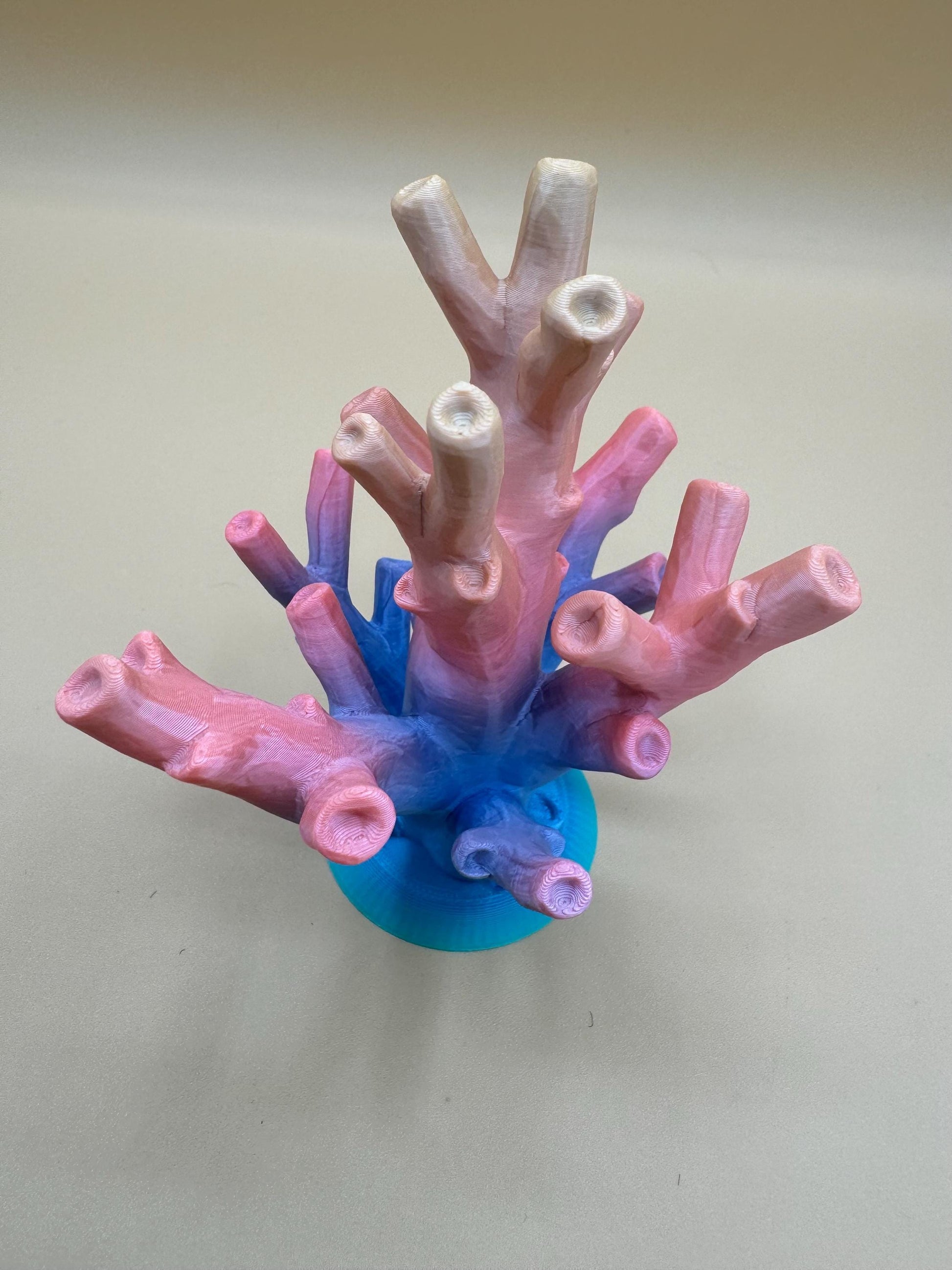 Coral centerpiece for jumping spiders and invertebrates *Built In Magnet*
