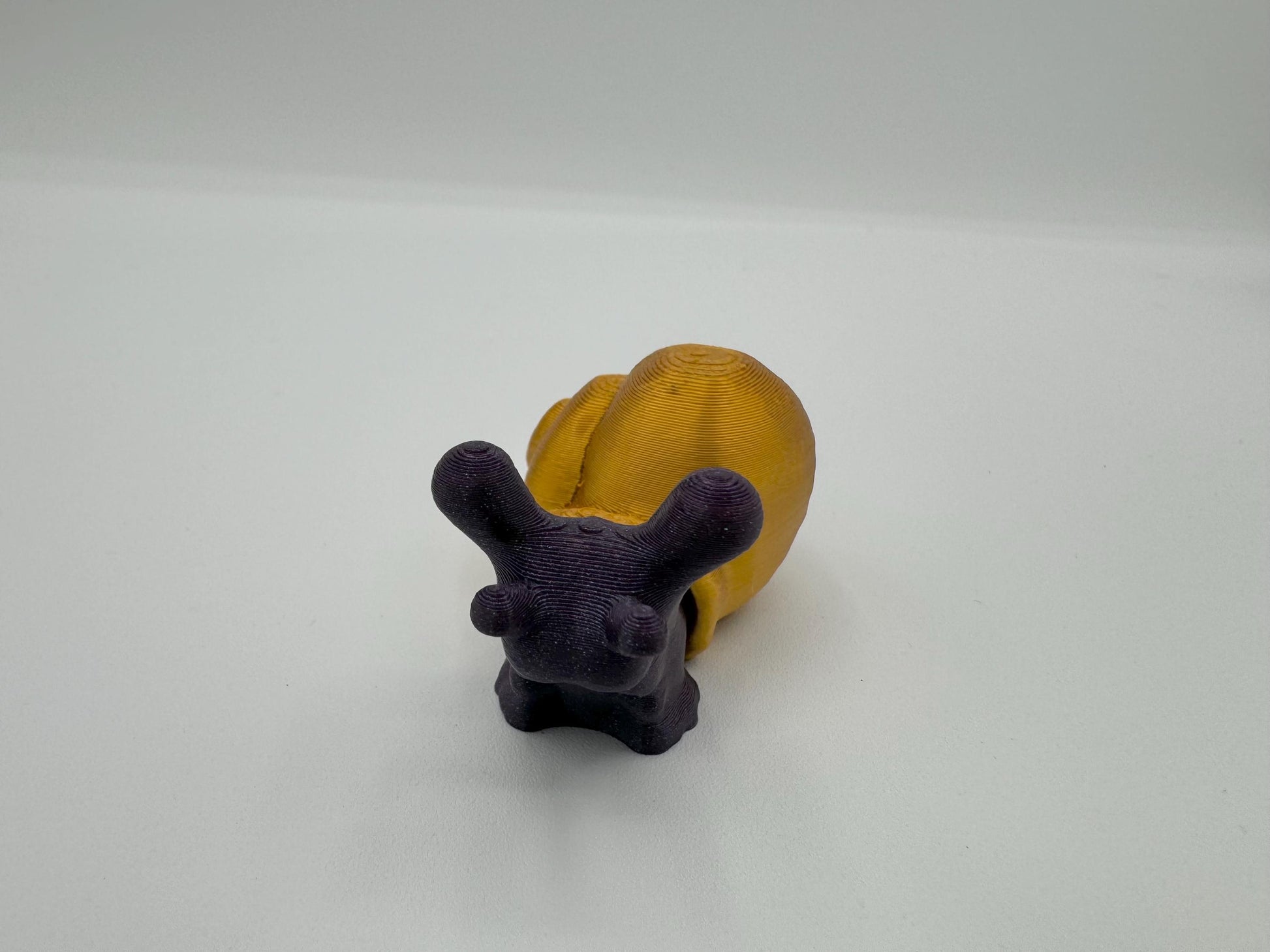 Articulating 3D printed fidget snail