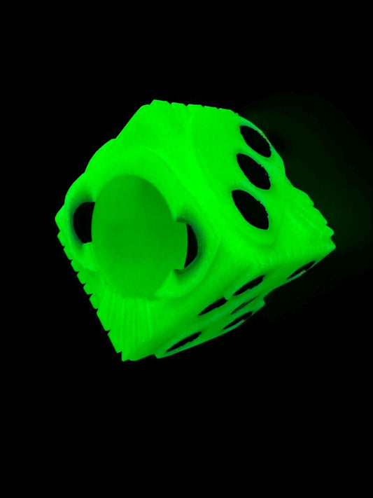 GLOW Boogie Dice jumping spider hide