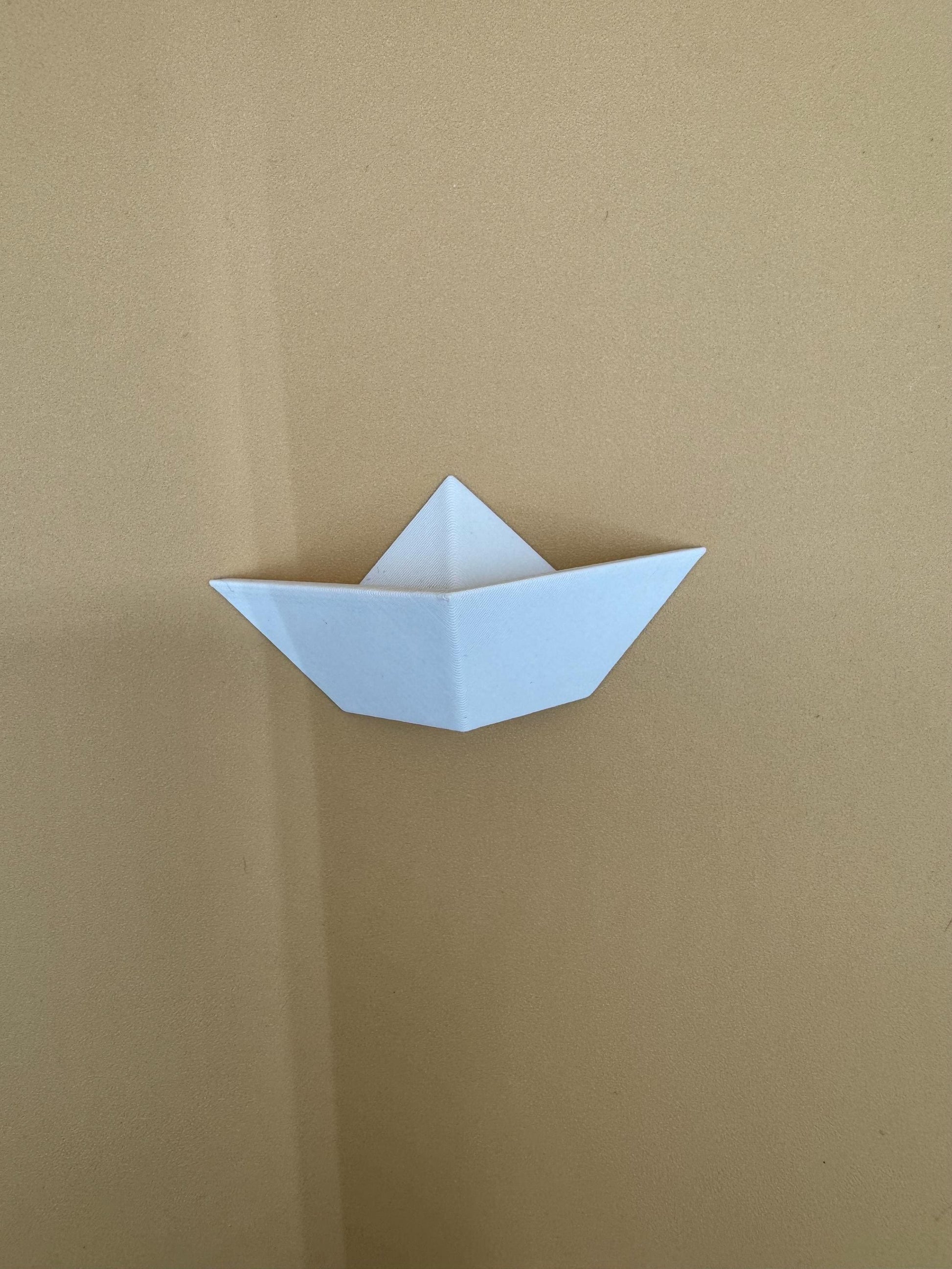Magnetic paper boat ledge *Built In Magnet*