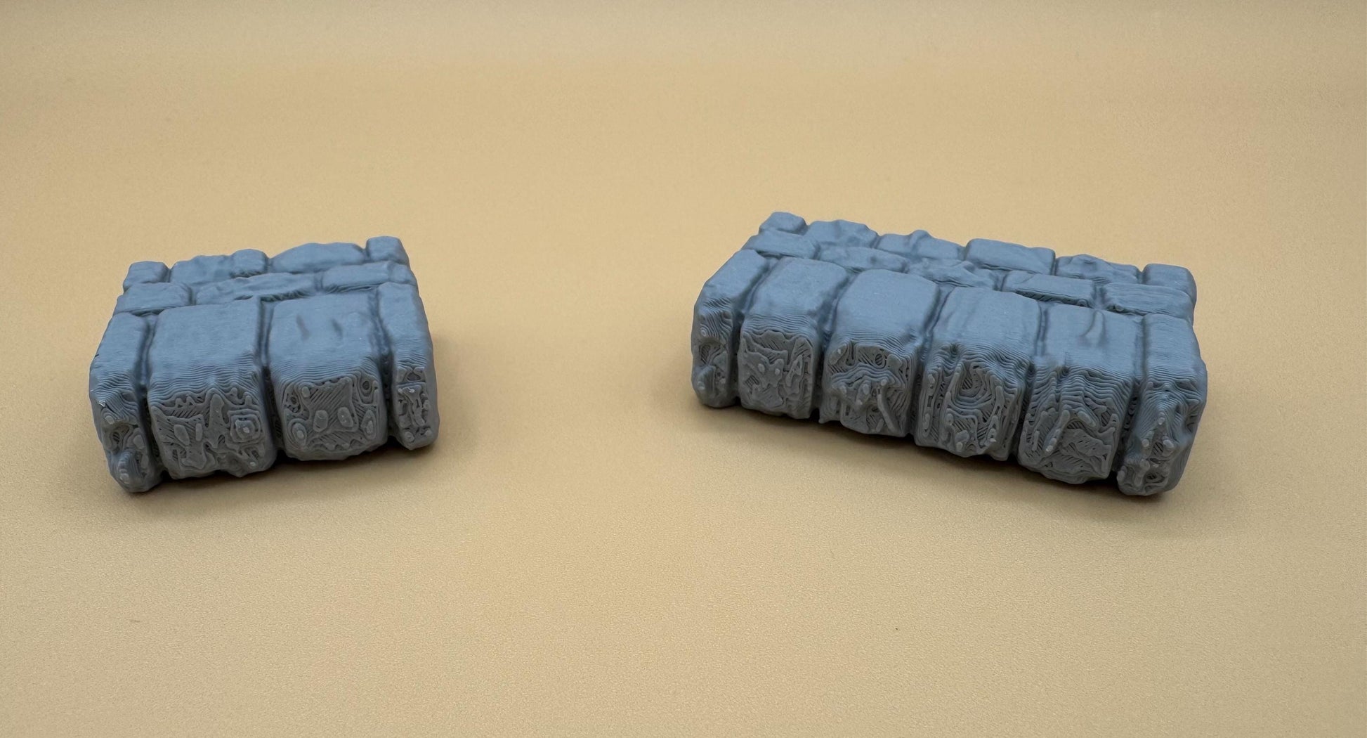 Dungeon ledge for jumping spiders and invertebrates *Built In Magnet*