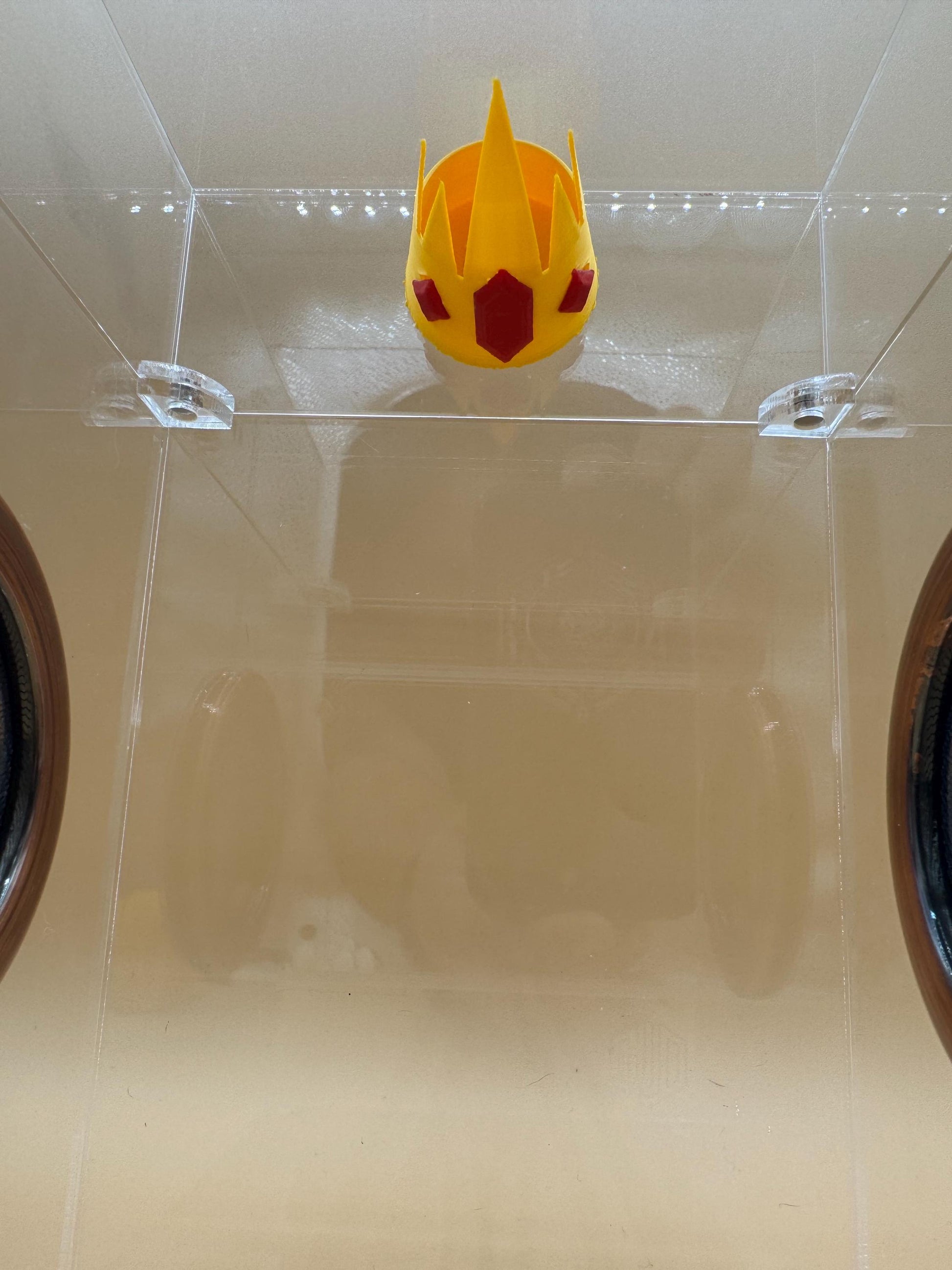 Ice crown Magnetic Jumping Spider Hide *Built In Magnet*