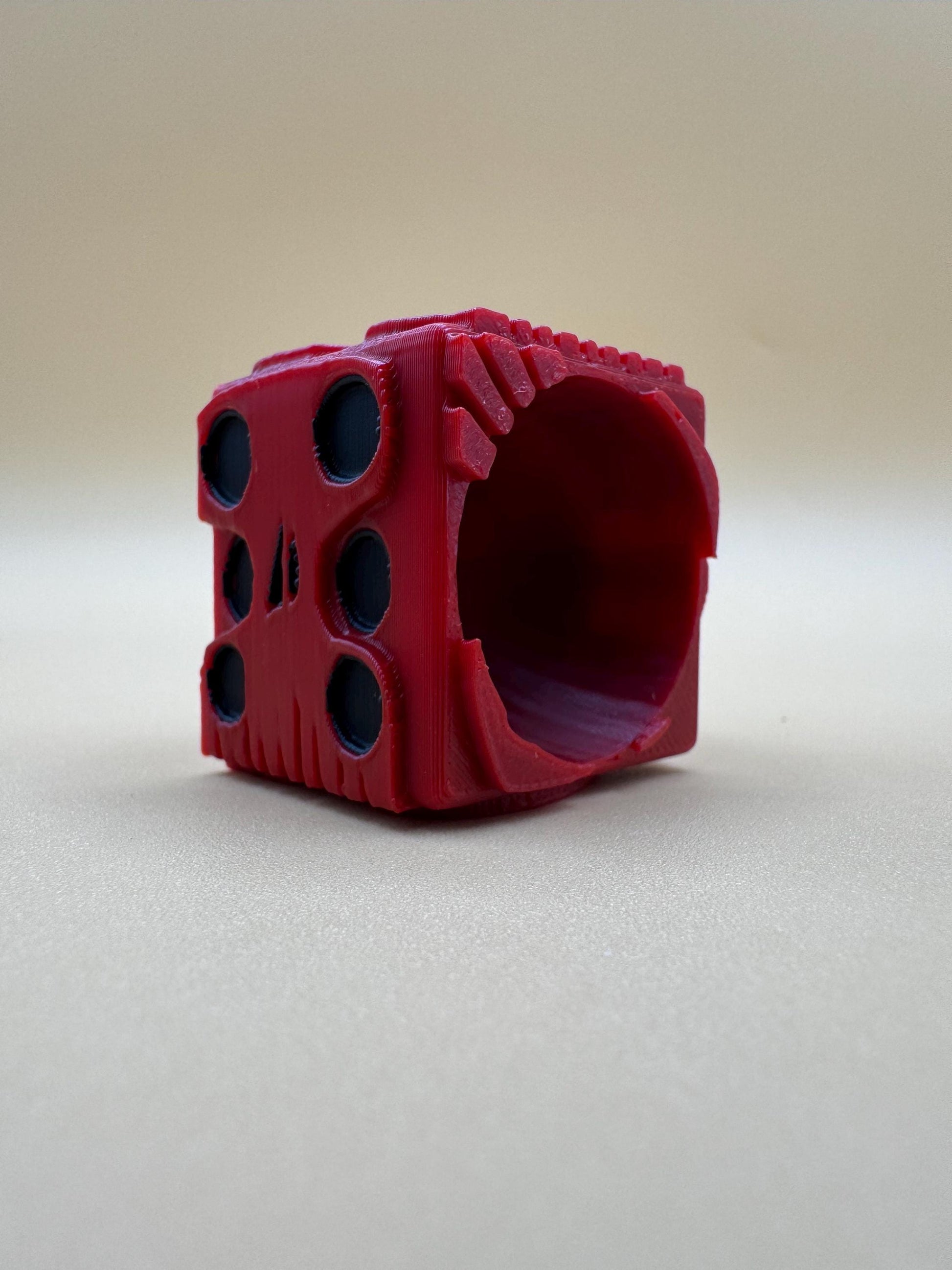 Boogie Dice jumping spider hide