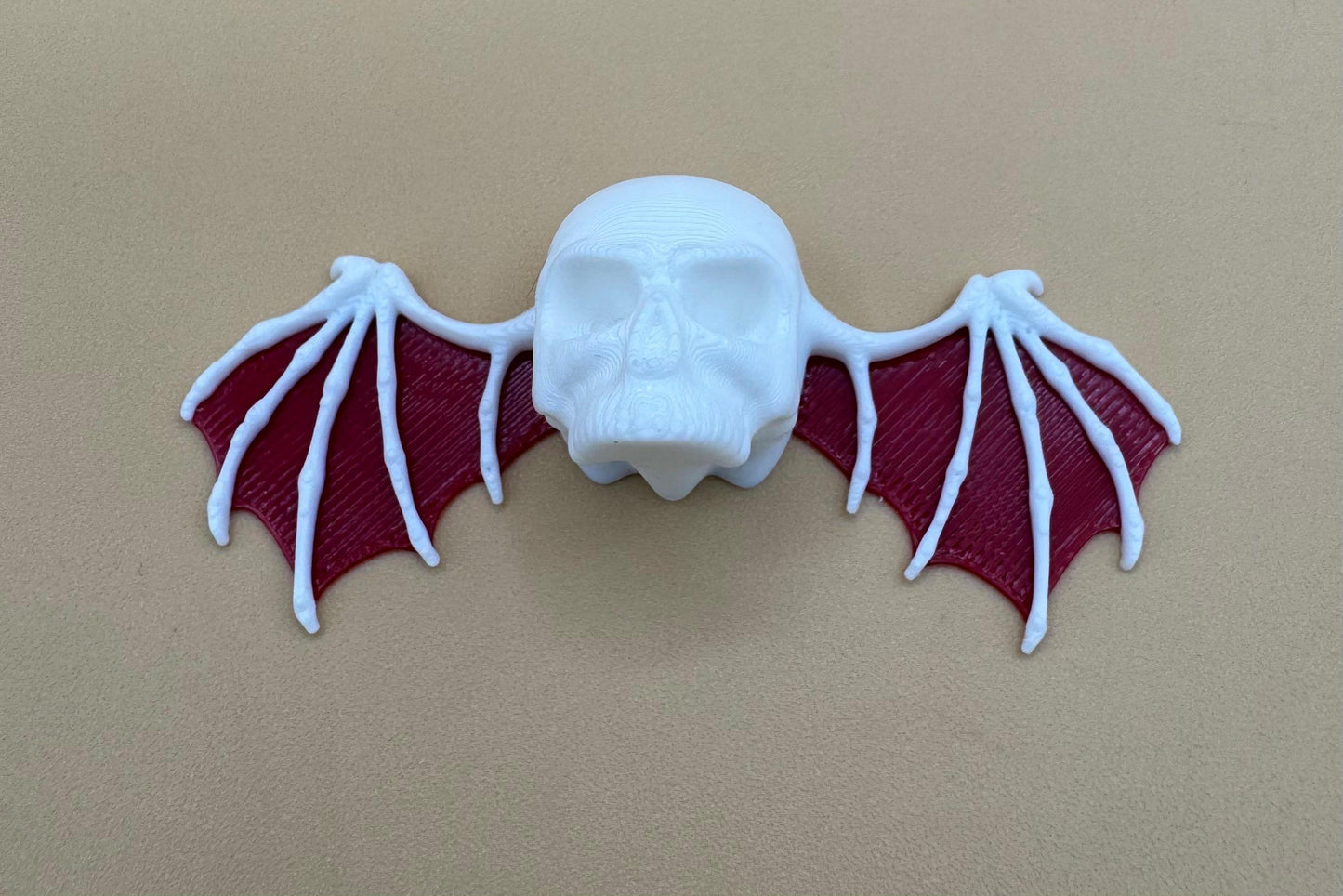 Flying skull ledge for jumping spiders and invertebrates *Built In Magnet*
