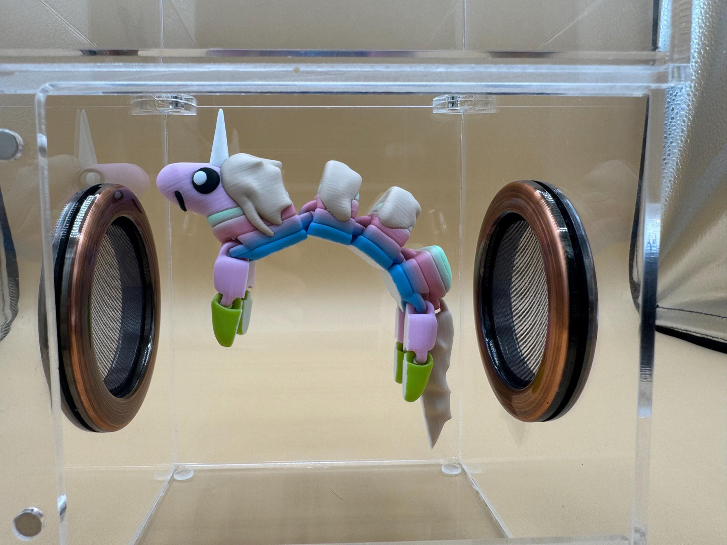 Rainbow unicorn ledge for jumping spiders and invertebrates *Built In Magnet*
